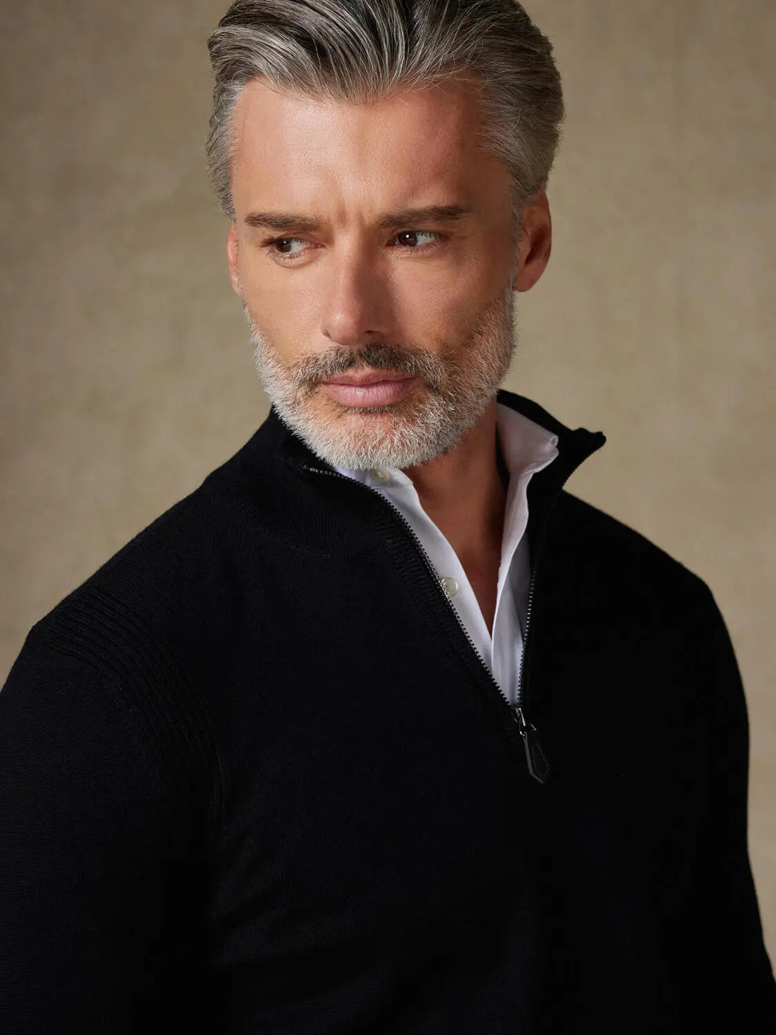 Pull col zippé en laine mérinos